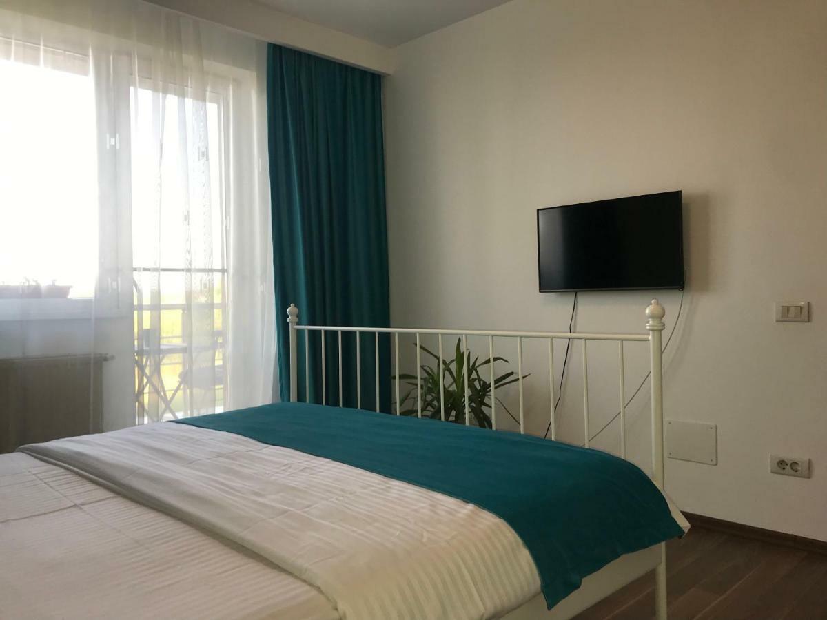 Pipera Lake View By Acme Rent 布加勒斯特 外观 照片